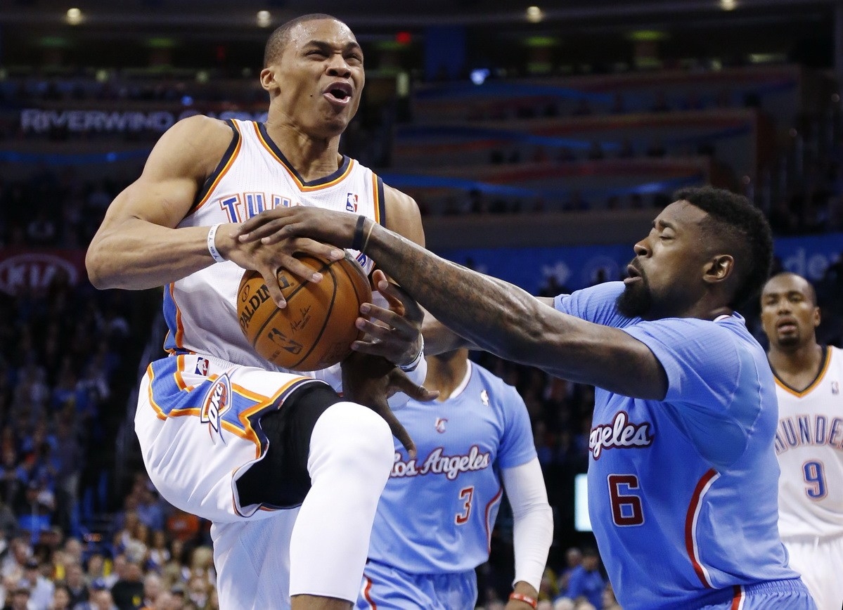 包含亚洲球队三连胜挑战不败传奇的词条