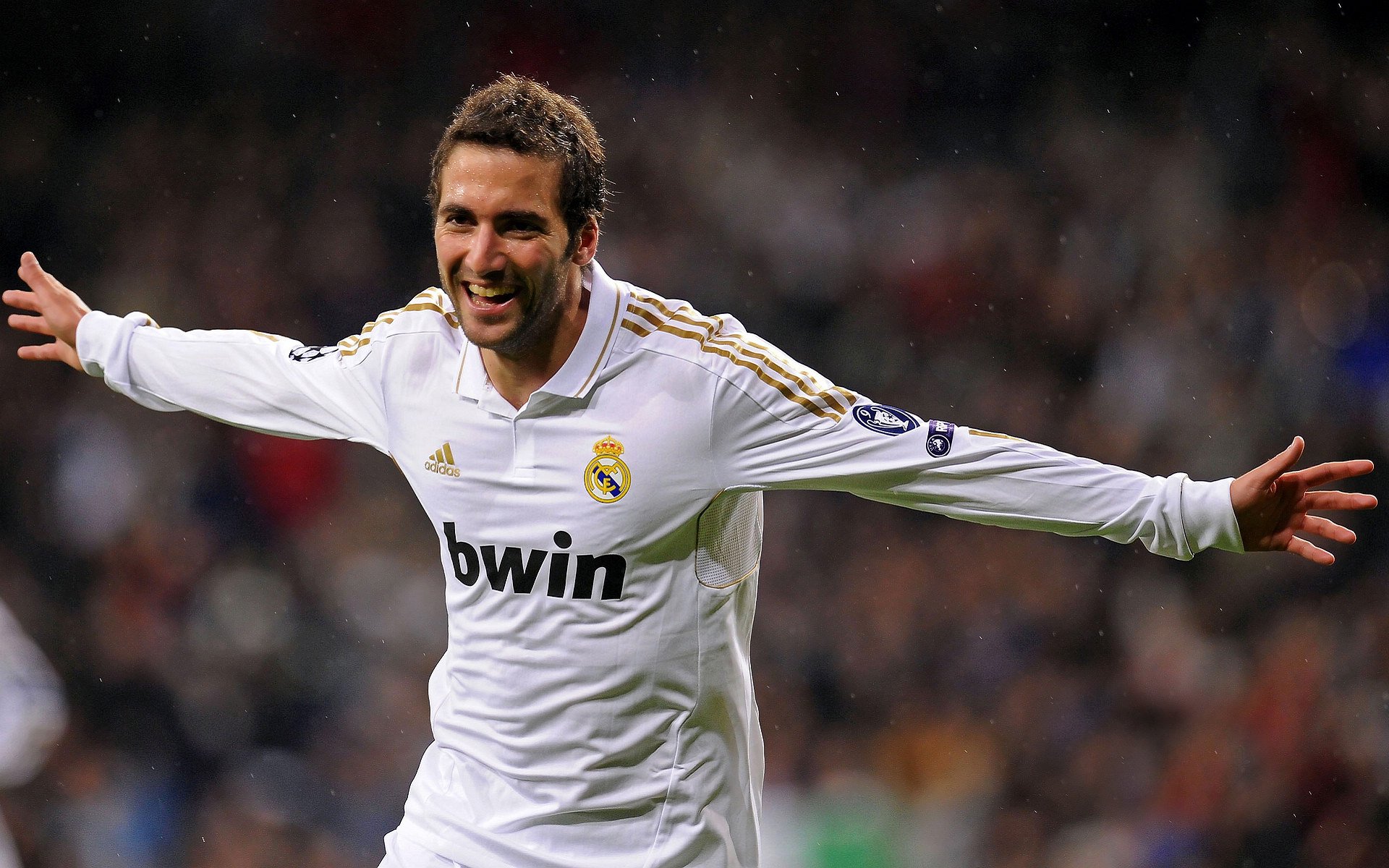 欧冠烽火与NBA压哨绝杀,双线战场上的唯一性瞬间