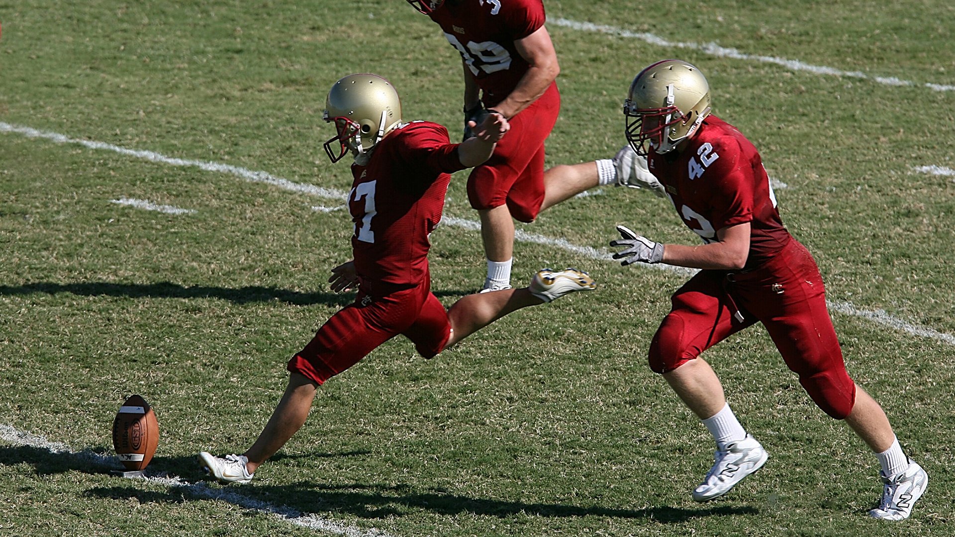 法拉利翻盘迈凯伦，佩雷兹统治全场，一场战术与意志的胜利